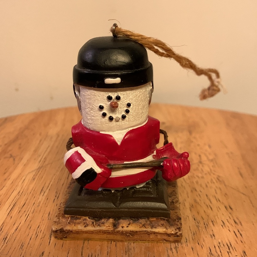 S’Mores Hockey Player Ornament - Picture 2 of 7